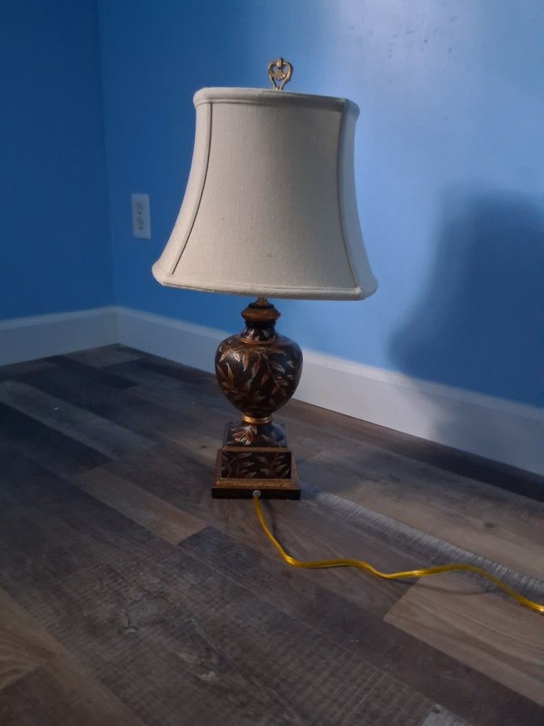 Wood Grain 🪵 Lamp