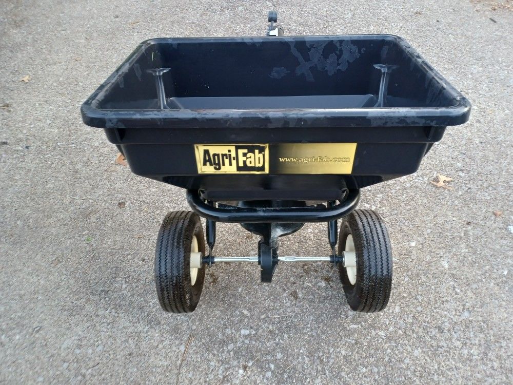 Agri Fab Tractor Spreader