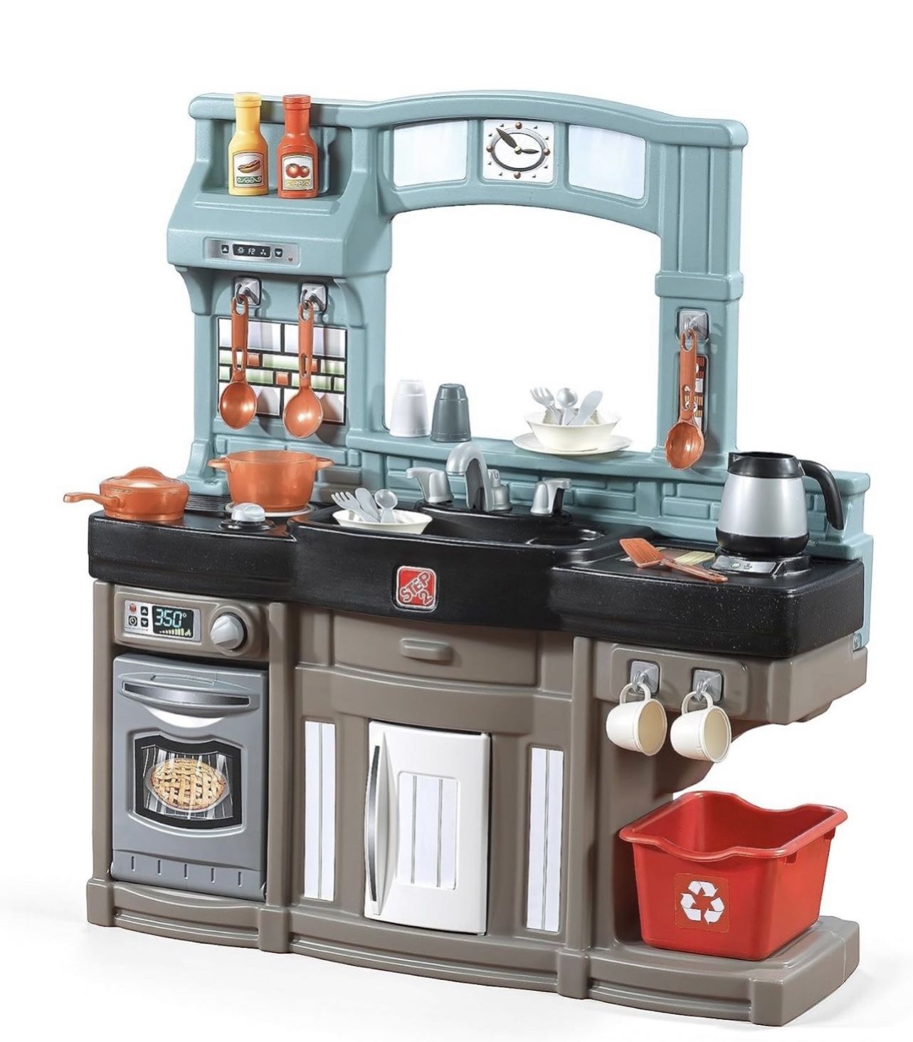 Step2 Best Chefs Kids Kitchen Playset, Indoor/Outdoor Kitchenette, Interactive Play with Lights and Sounds, Made of Durable Plastic, Includes 25 Piece