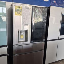 NEW.   NUEVO LG INSTA VIEW KNOK KNOK.....INC WARRANTY 