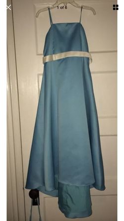 Forever Yours real flower girl dress size 4 teal and off white with small train wedding