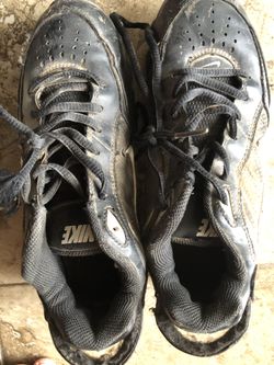 Size 2 baseball Nike Cleets