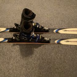 Rossignol B2 Bandit.  160cm. With bindings and Boots