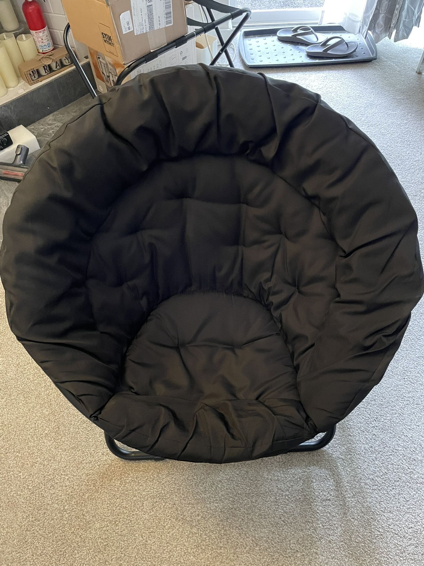 Black Foldable Saucer Chair