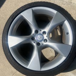 19” offset  MERCEDES CLS550 rims (also fit c300)