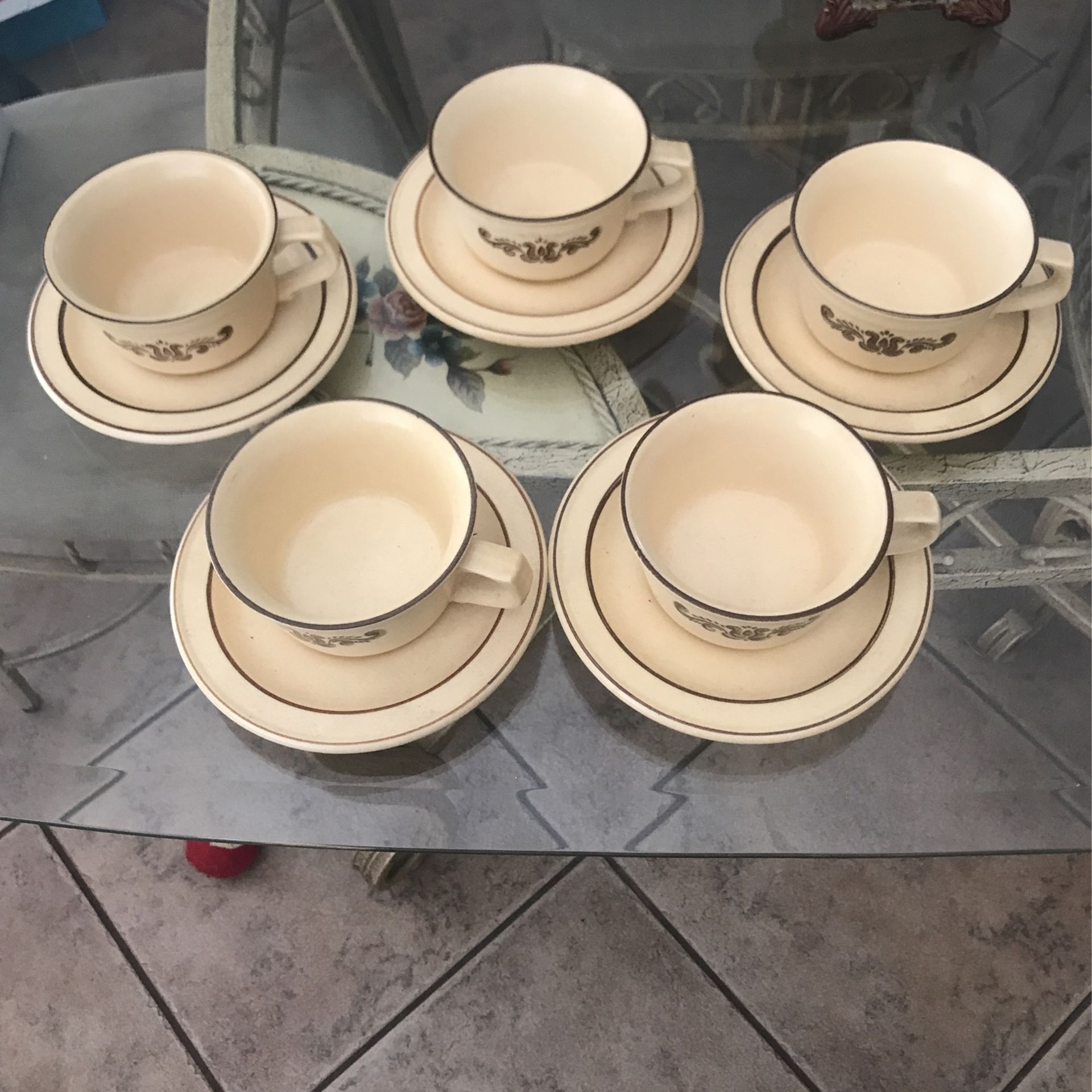 5 pfaltzgraff Cups And Saucer