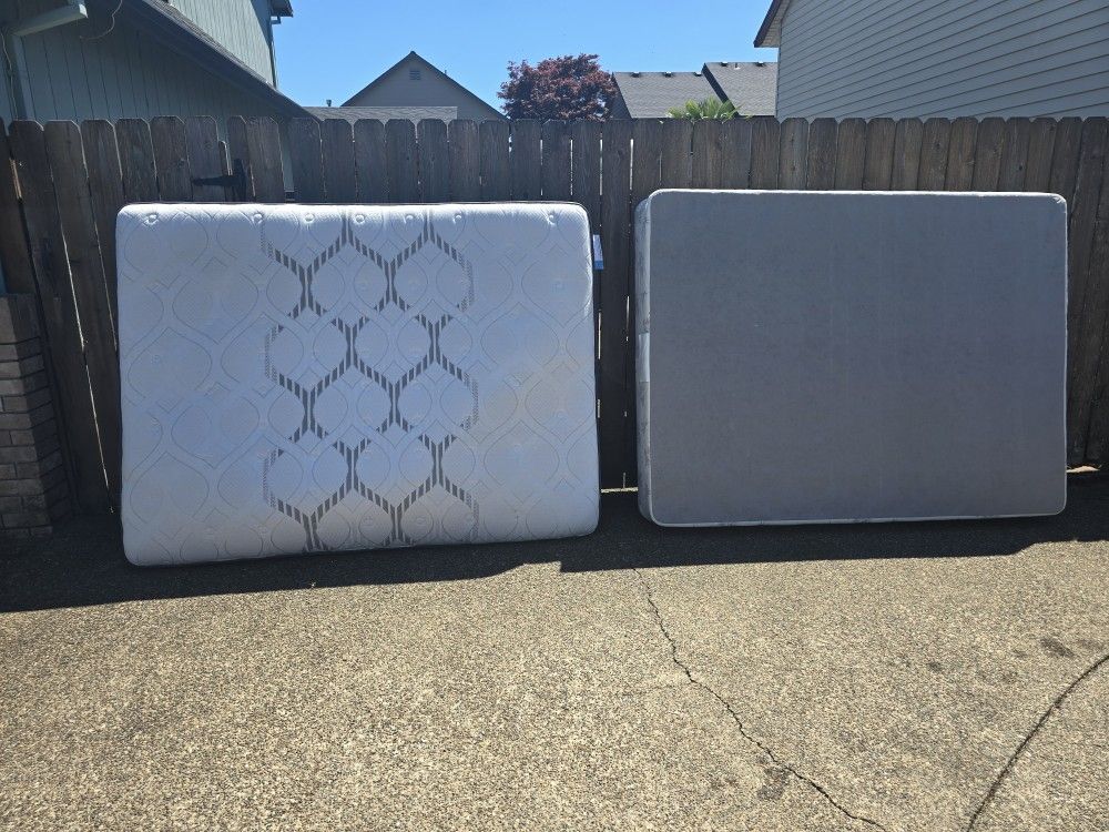 Queen Matress And Box Spring