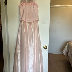 Pretty pink Prom Dress!