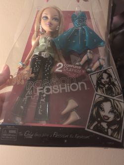 Bratz Passion 4 Fashion Cloe 1st Edition 2006