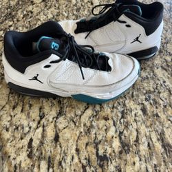 Jordan Max Aura 3 Shoes Men’s Size 8 Black White Cyber Teal CZ4167-103 