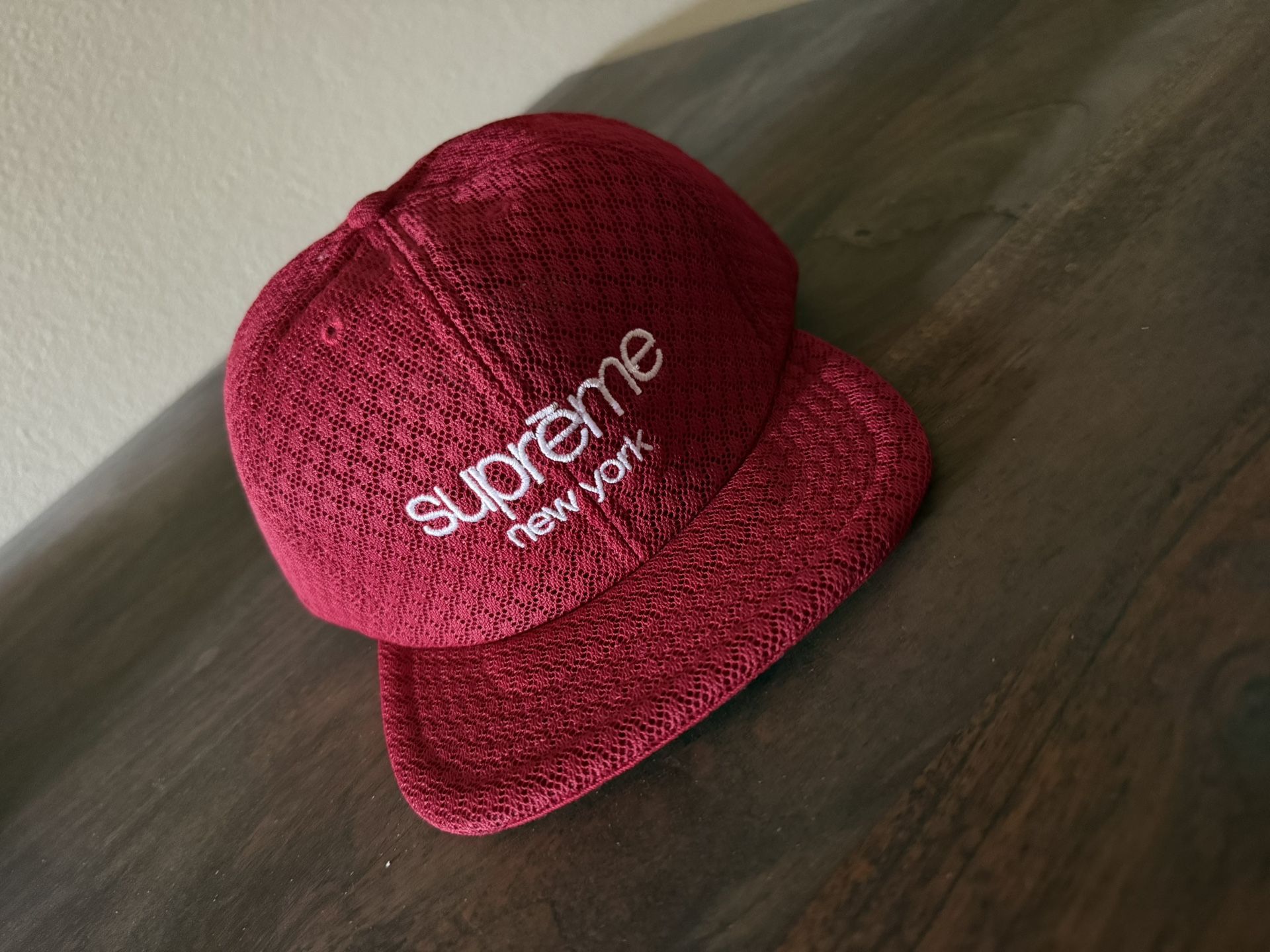Supreme Hat (NEW)