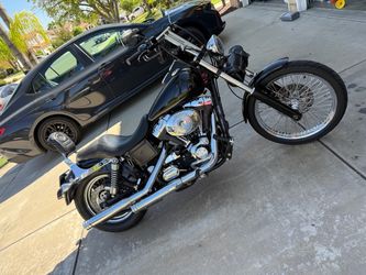 SUPER CLEAN!!! 2005 DYNA LOWER HARLEY DAVIDSON !!! MOTORCYCLE !!!