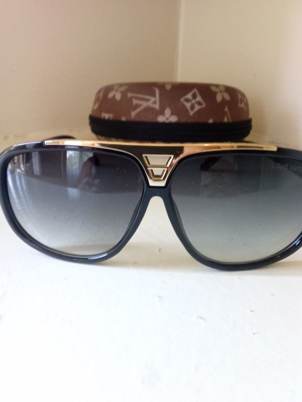 Louis Vuitton Evidence Gold Sunglasses