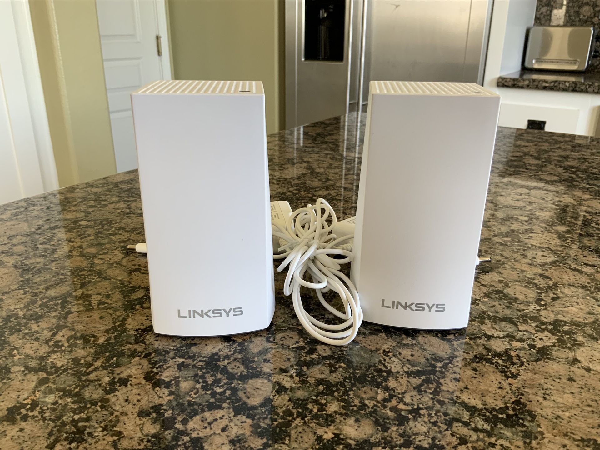 Linksys Velop dual band WiFi router node