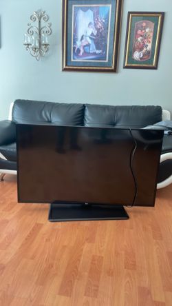 LG Flat Screen Television W/ Remote