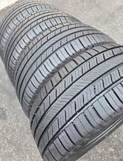 235/45/18 Michelin Selling a set of 4 tires in excellent condition 🫡