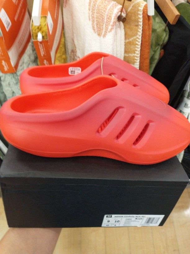 New Adidas AdiFOM IIInfinity Mule 001 Men Size 9 Red