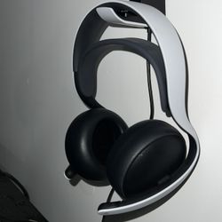 Sony Pulse Elite Wireless Headset For PlayStation+ Wall Mount Charger