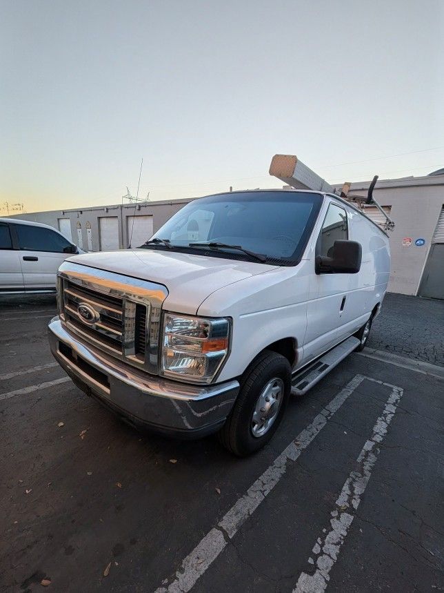 2014 Ford E-250