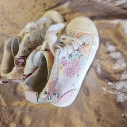 Cat&Jack Girls High Tops Kids Size 8
