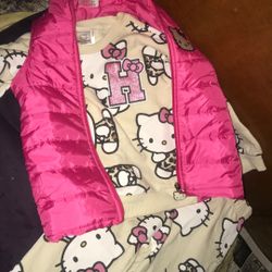 “3 LIL GIRL HELLO KITTY OUTFITS”