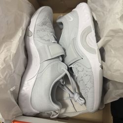  nike renew in-season tr 12-Platinum/White 9W 