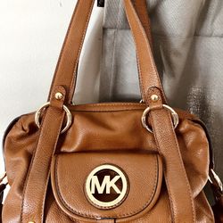 MK Over shoulder Bag/Purse