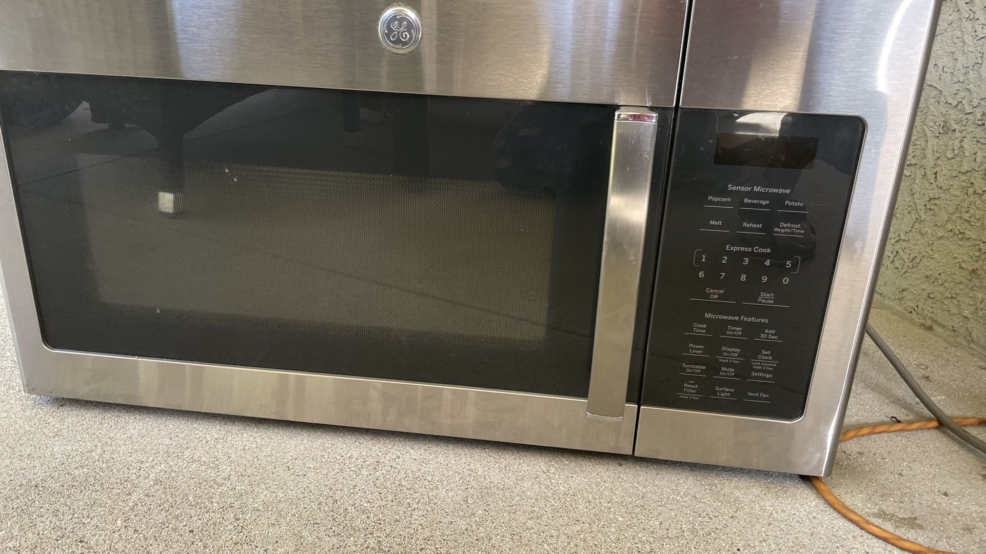 GE Microwave Over Range