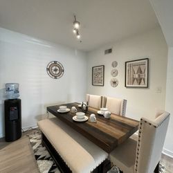 Cindy Crawford Dining Set