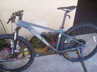 Ozark Trail  Bike