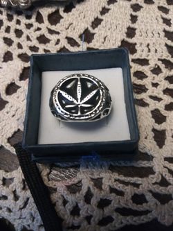 Weed Ring very cool