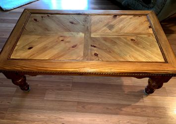REAL WOOD COFFEE TABLE