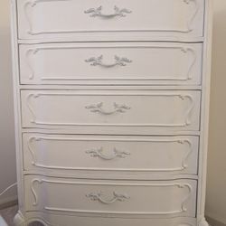 Vintage White FrenchDresser