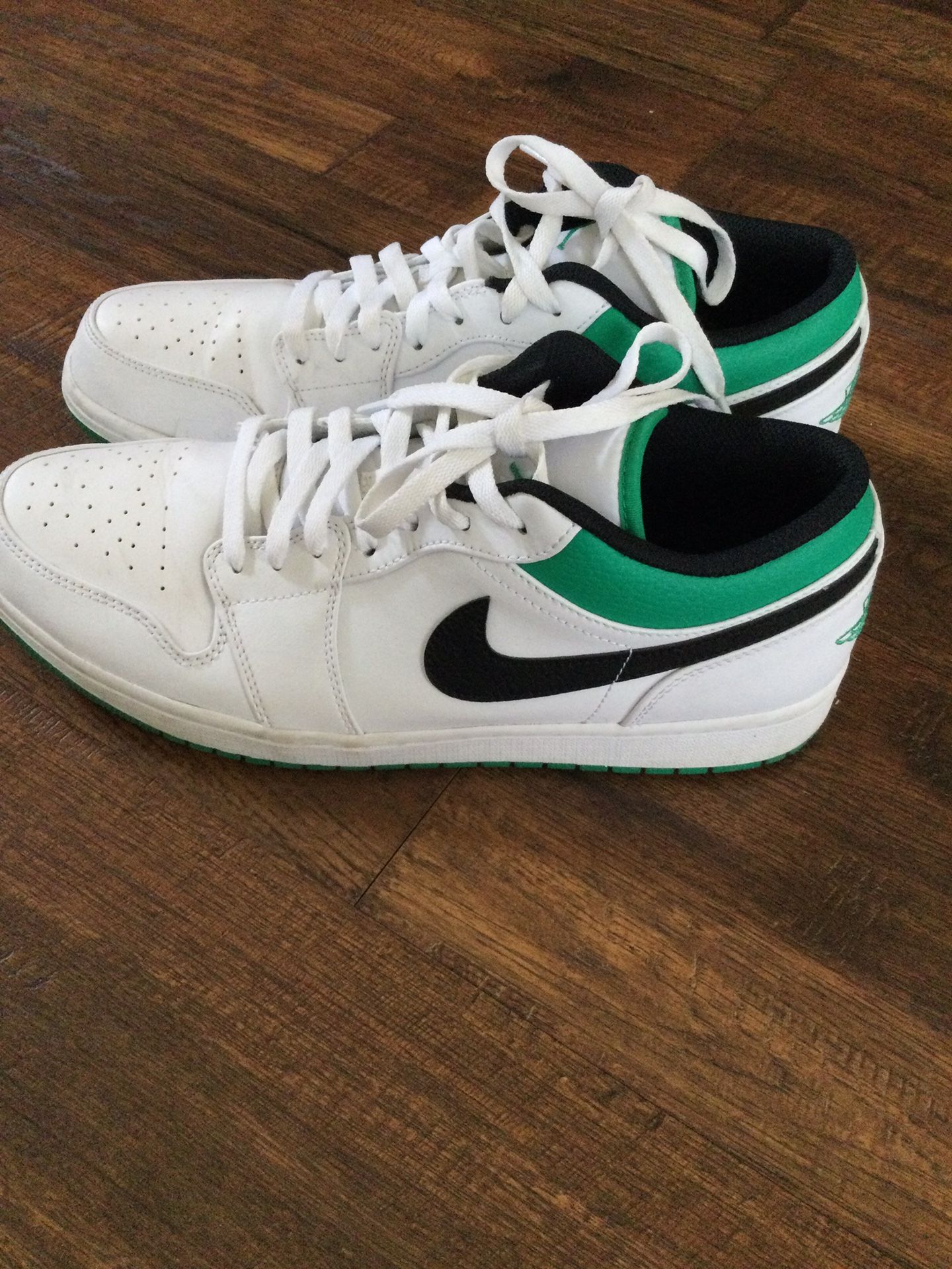 Air Jordan 1 low