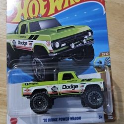 Hotwheels 70 Dodge Power Wagon 