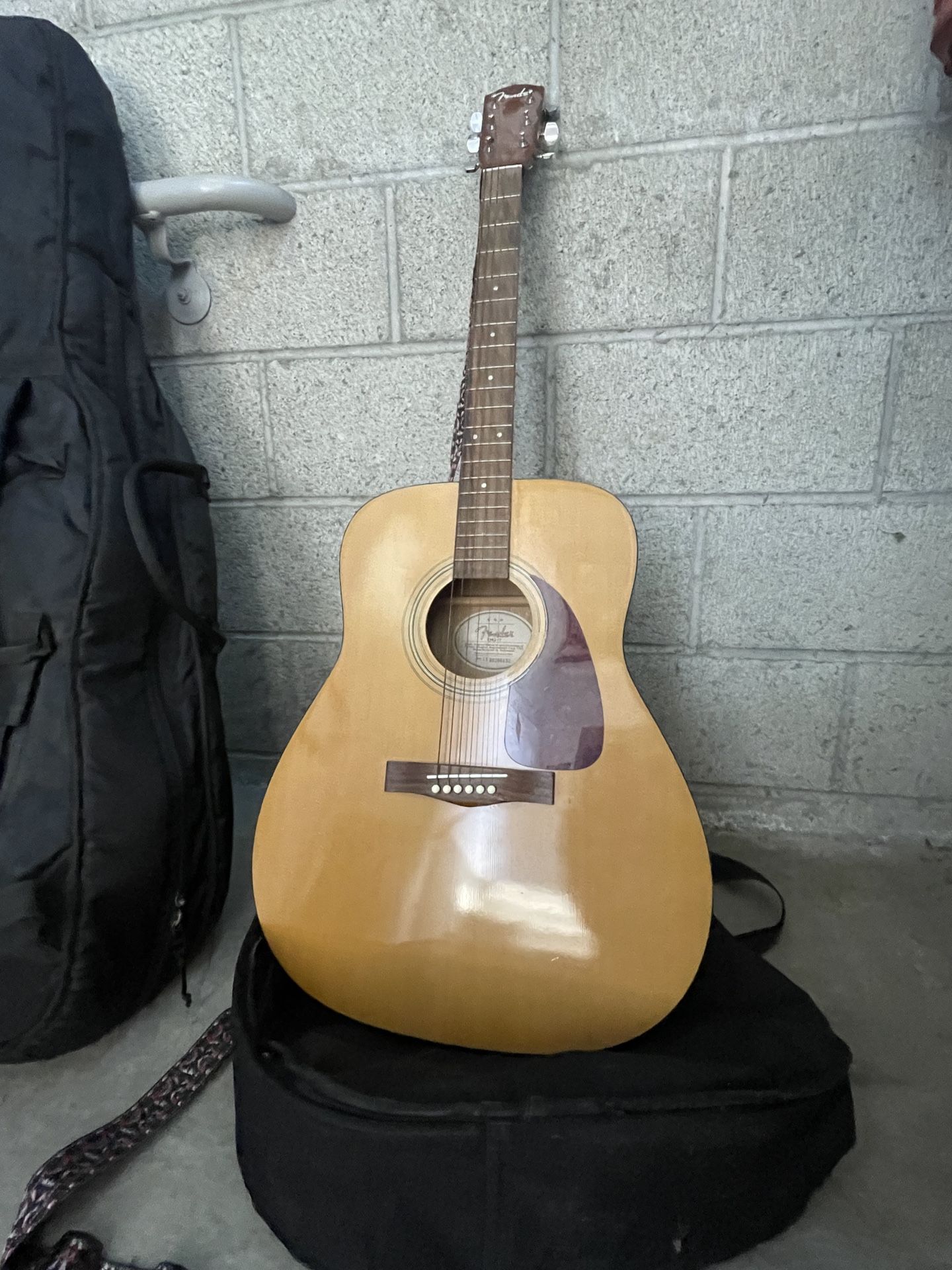ACOUSTIC GUITAR Fender DG-7 (DG7)