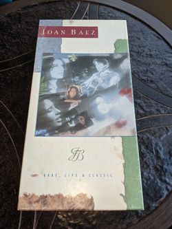 Joan Baez