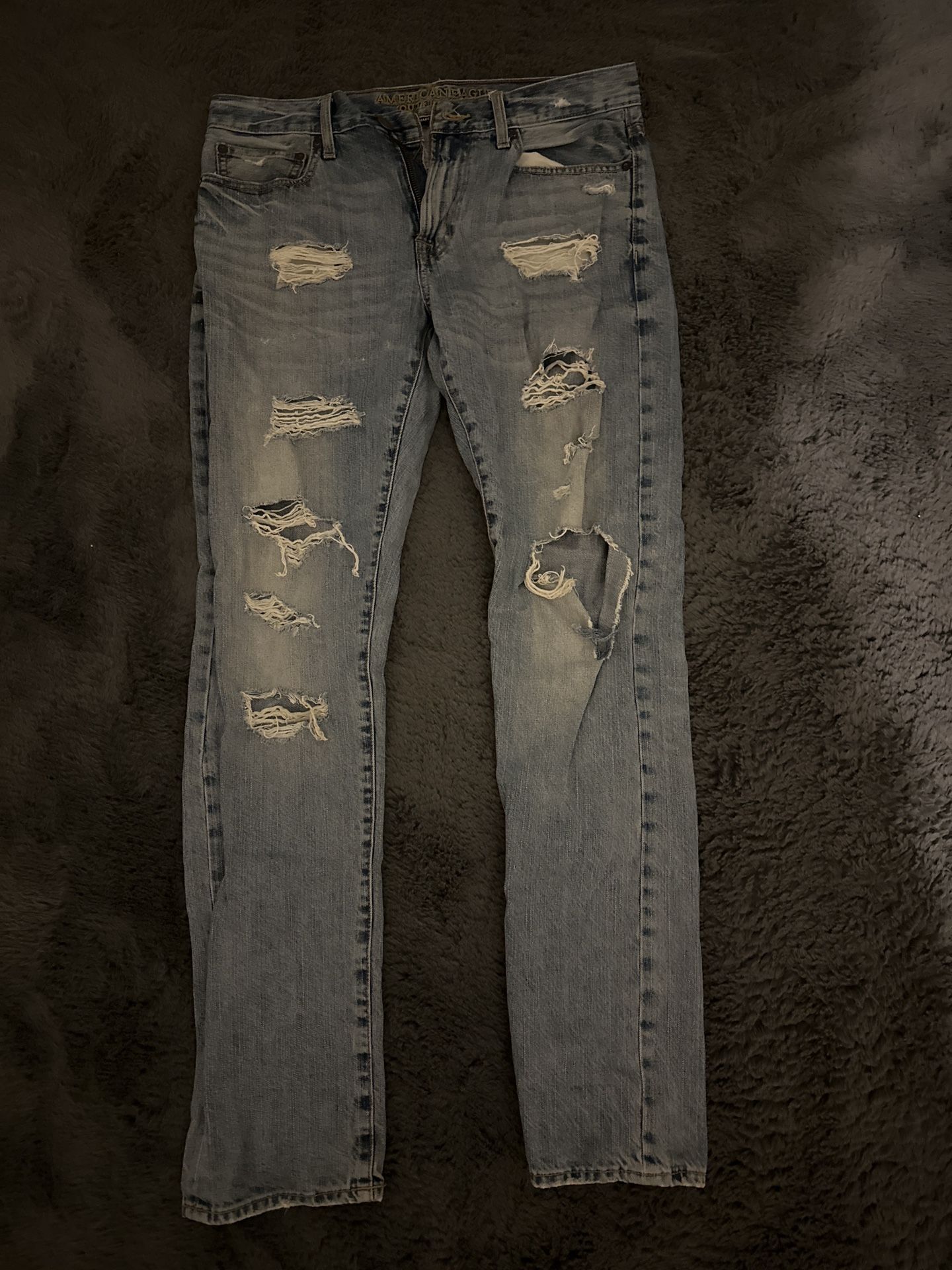American Eagle ripped Jeans