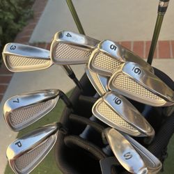 MAXFLI Irons (Regular Shaft:4-P,S)And King Cobra Driver,fairway Wood #3,5)and Putter,golf Cart Bag Included