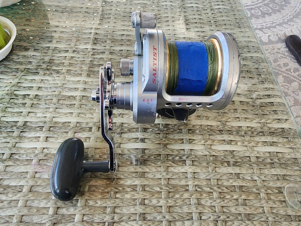 First Gen Daiwa SALTIST 40H High Speed DEEP SEA Conventional Fishing Reel.