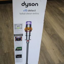 Dyson v15 detect total clean extra vacuum with 10 accessories 