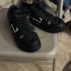 Valentino Garavani  Sz 11 