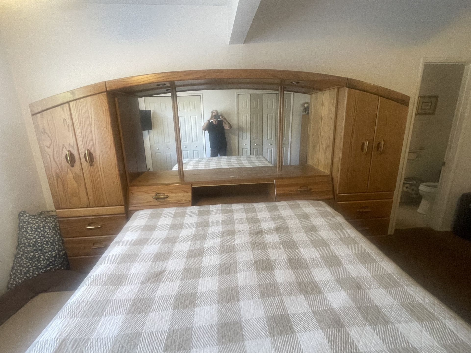 King size bedroom set FREE