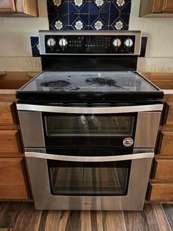 Brand New Whirlpool Range, Dishwasher And Fridge (Matching)