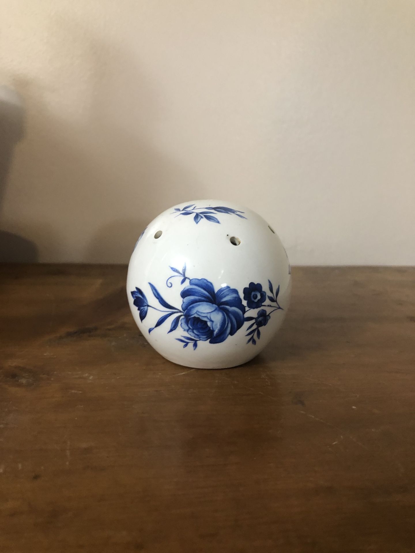 Vintage England Bone China Potpourri Ball
