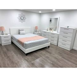 bedroom set in different sizes 💯 All available in black and white 🧿Brand new, Fast delivery 