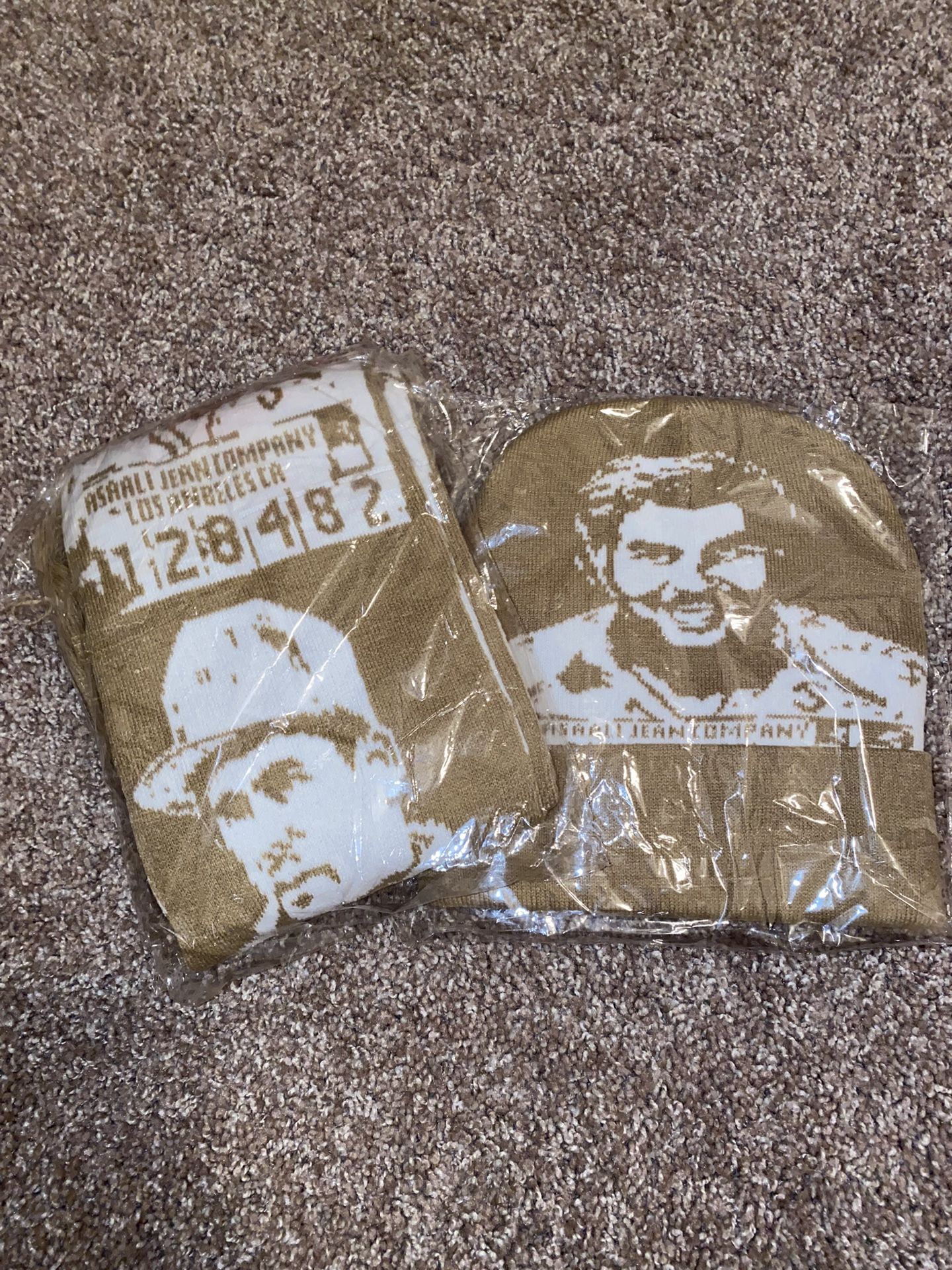 Asaali Scarf & Beanie