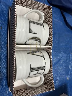Large Pair Of Mugs - LOVE Set
