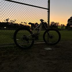 Yt tues dh MTB