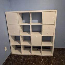 White 4x4 Cube Shelf with Drawers